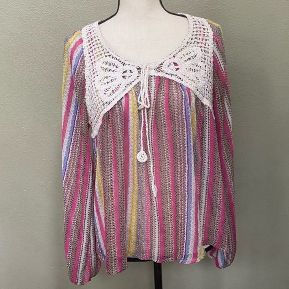 Umgee Boho Crochet Peasant Blouse Medium